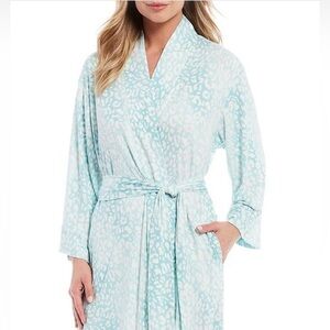 Natori Misty Leopard Print Long Sleeve Knit Robe Size M Aqua Mist